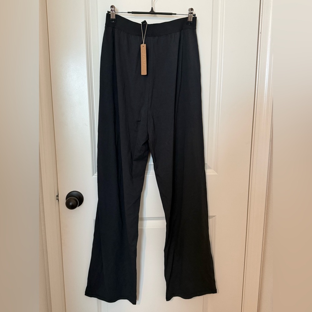 SKIMS BOYFRIEND PANT.